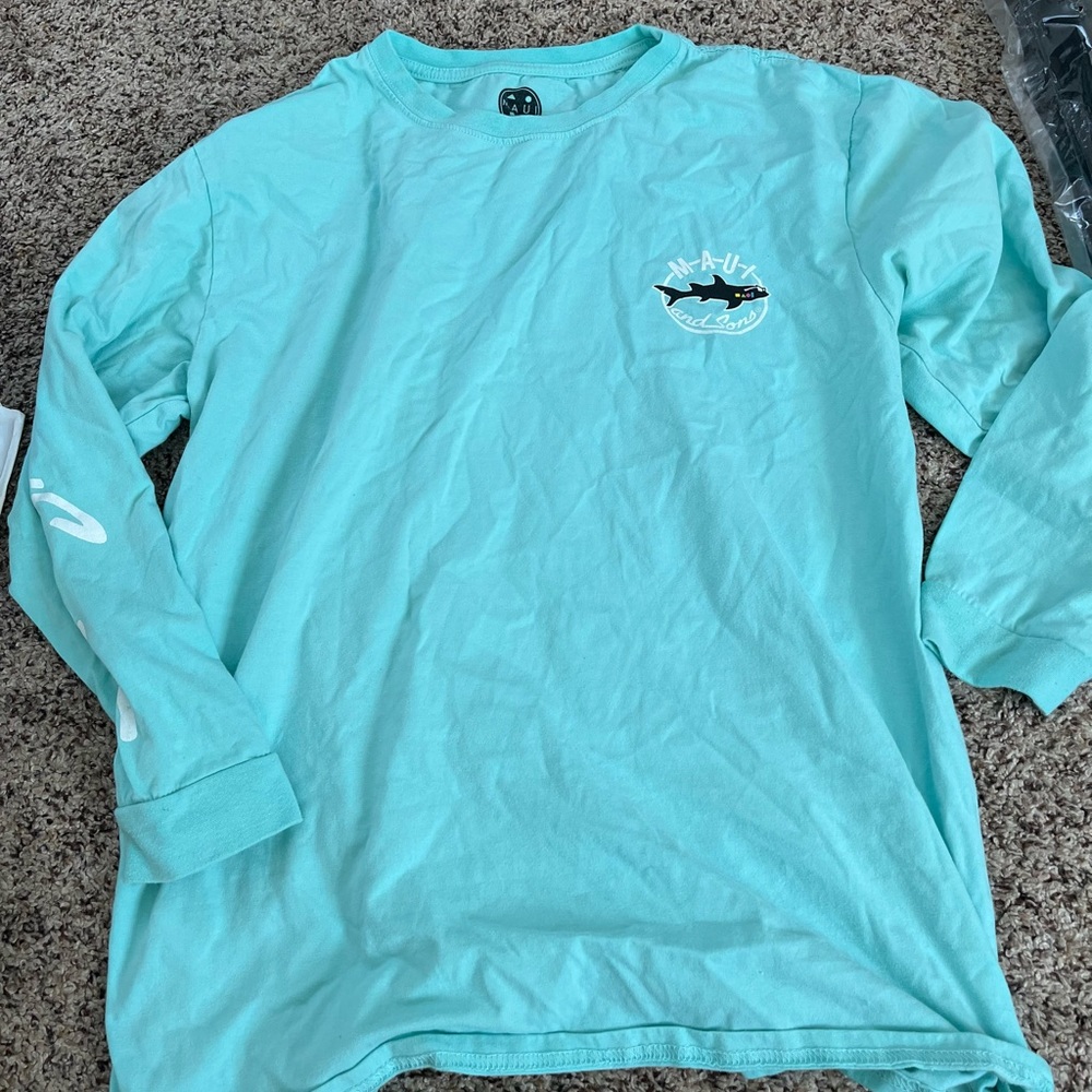 Aqua Blue Maui and Sons Surf Shop TShirt, Rarely Worn, Long Sleeve with Graphics